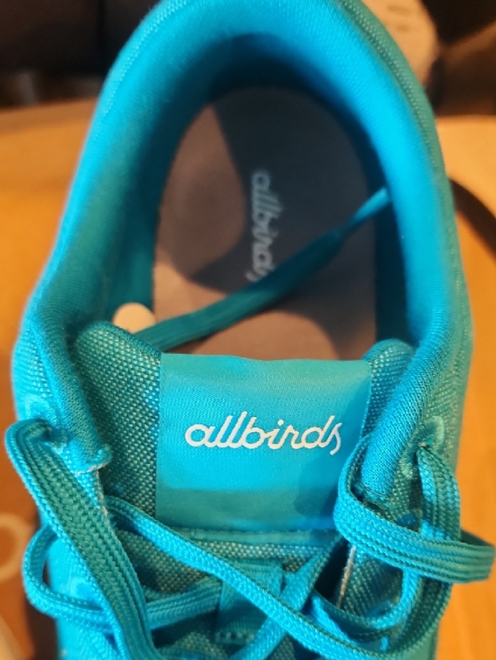 allbirds Women's Bright Teal Canvas Sneakers Size 9 - Picture 2 of 5